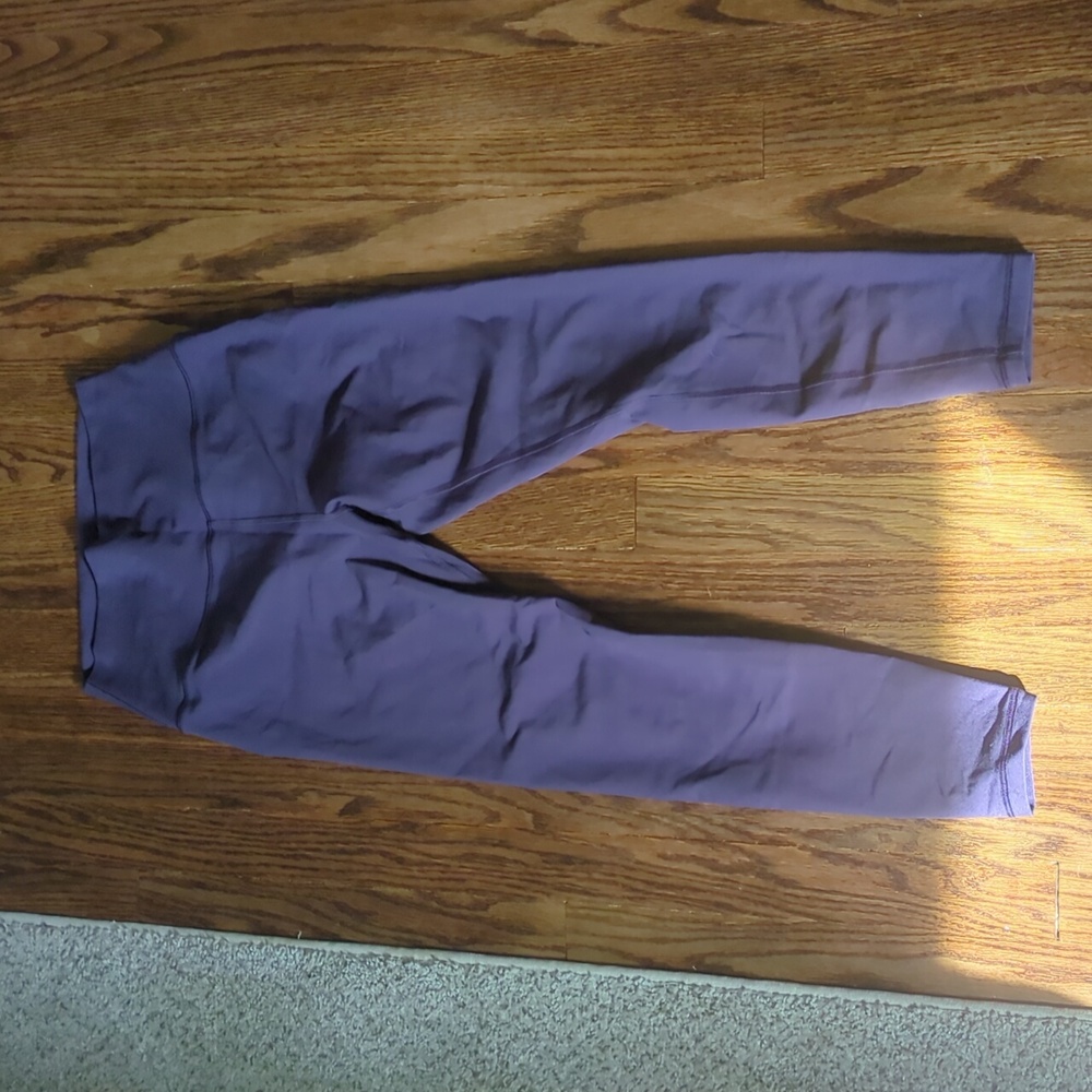 Peloton leggings size medium